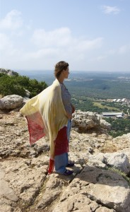 Peaceful silence carried by the wind...